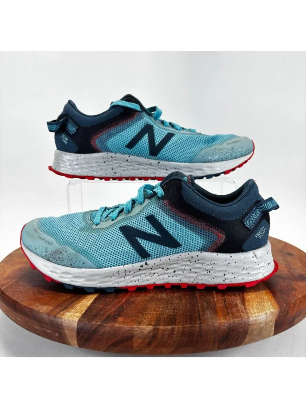 New Balance Fresh Foam Arishi Shoes Womens Size 9.5 Blue Trail Running Sneakers